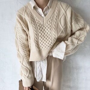 Wilfred Cream V-Neck Cable Knit Sweater